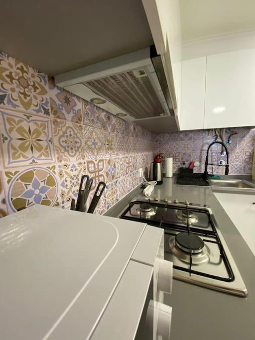 Artistic Digital Getaway - Patio & Great Location! Daire Lisboa Dış mekan fotoğraf